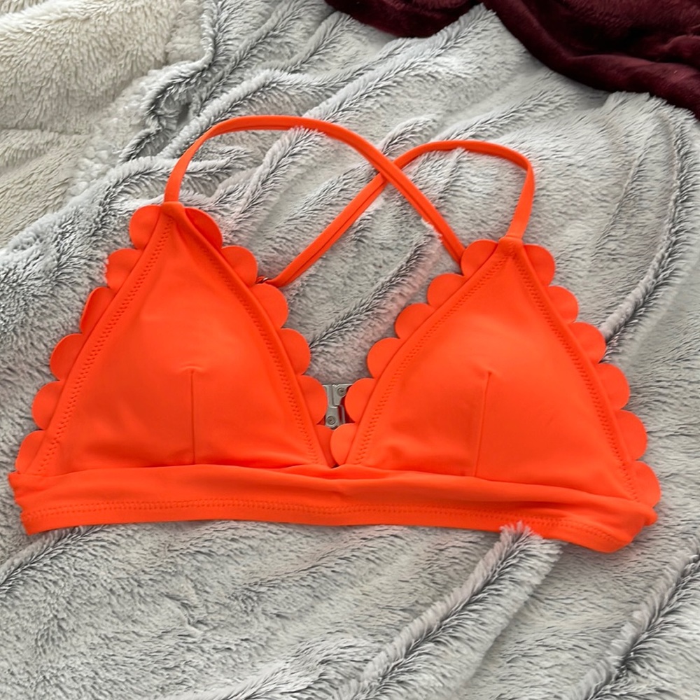 Bikini top